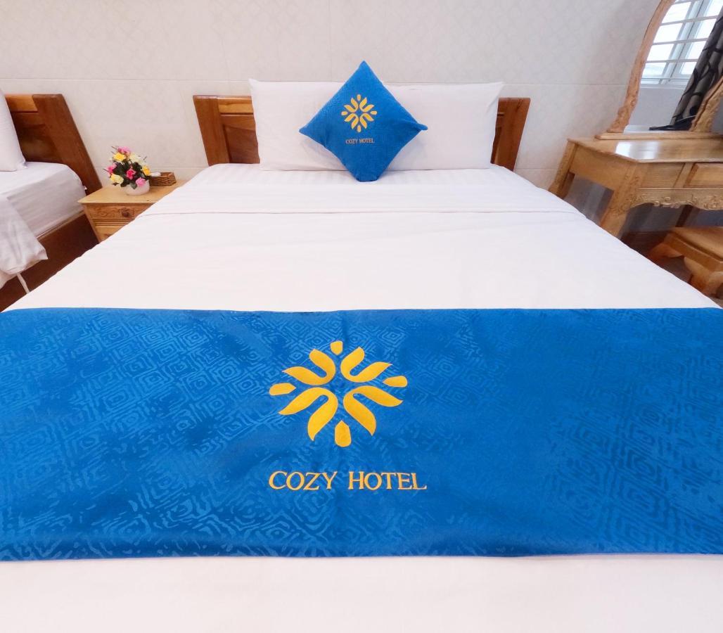 Cozy Hotel Hcm Хошимин Экстерьер фото