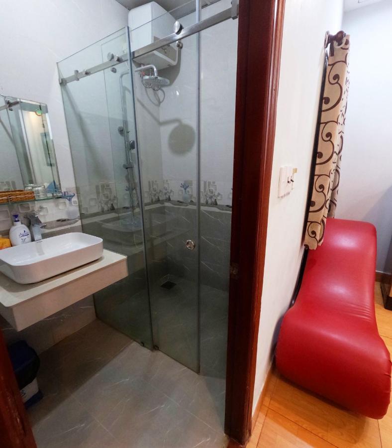 Cozy Hotel Hcm Хошимин Экстерьер фото